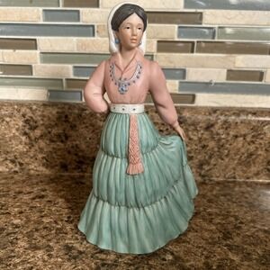 HOMCO Figurine #1485 – "Southwestern Pueblo Victorian Lady"